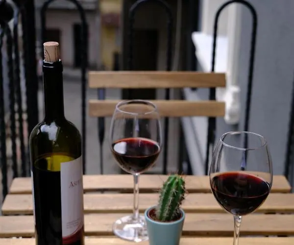 Cactus 公寓式酒店 3*