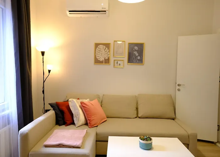 Cactus Aparthotel 3*